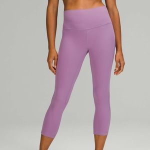 Lululemon winsteria purple leggings